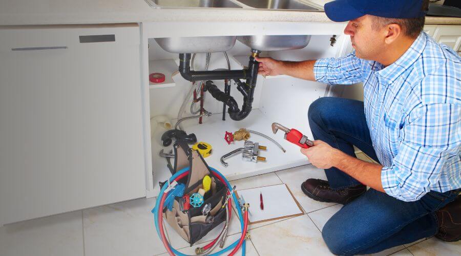 Expert burst pipe repair services in Remington, IN